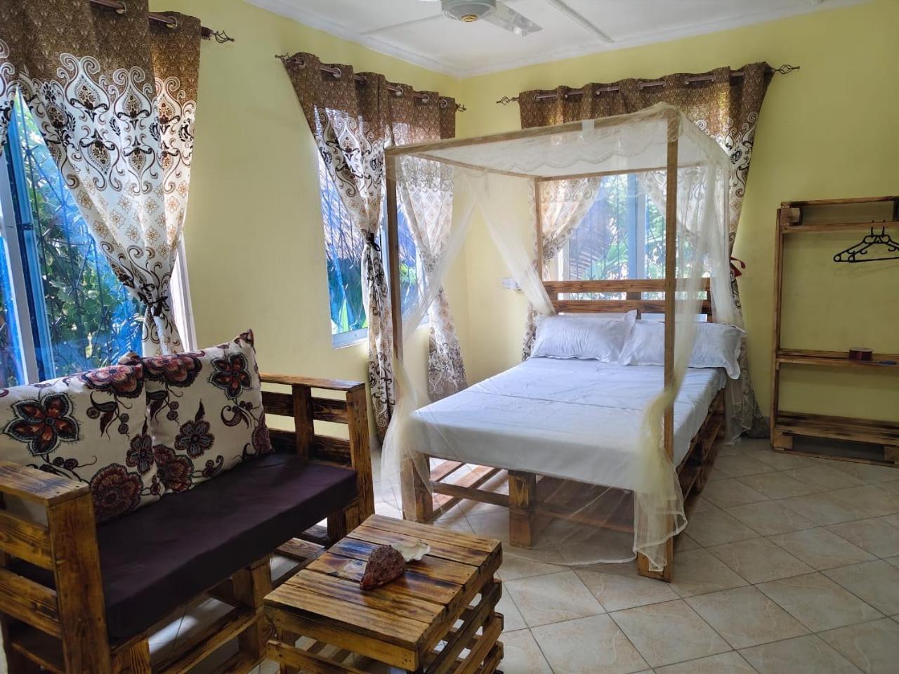 Mount Zion Guest House, Mtwapa Mtomondoni Mombasa Extérieur photo