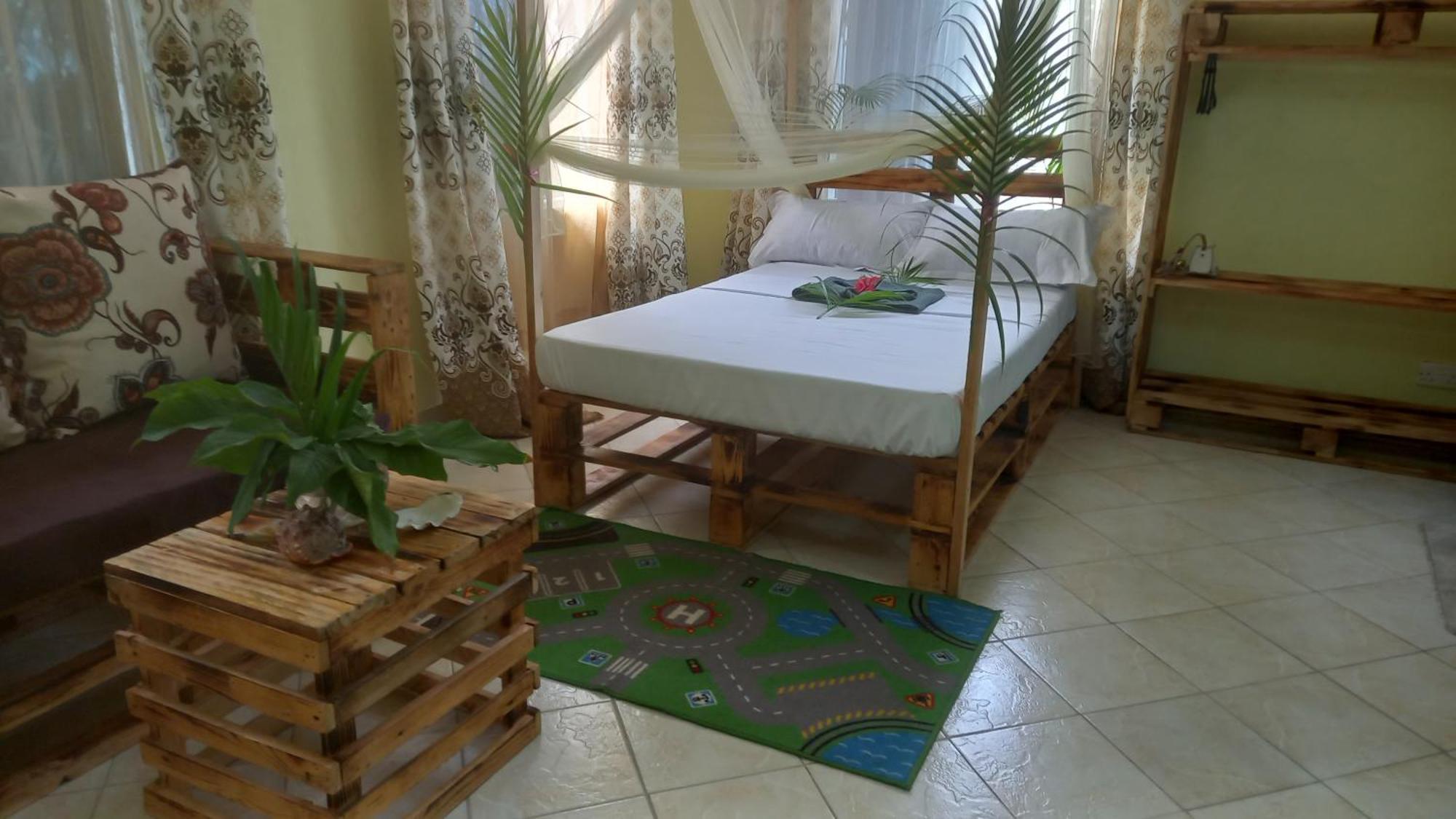 Mount Zion Guest House, Mtwapa Mtomondoni Mombasa Extérieur photo
