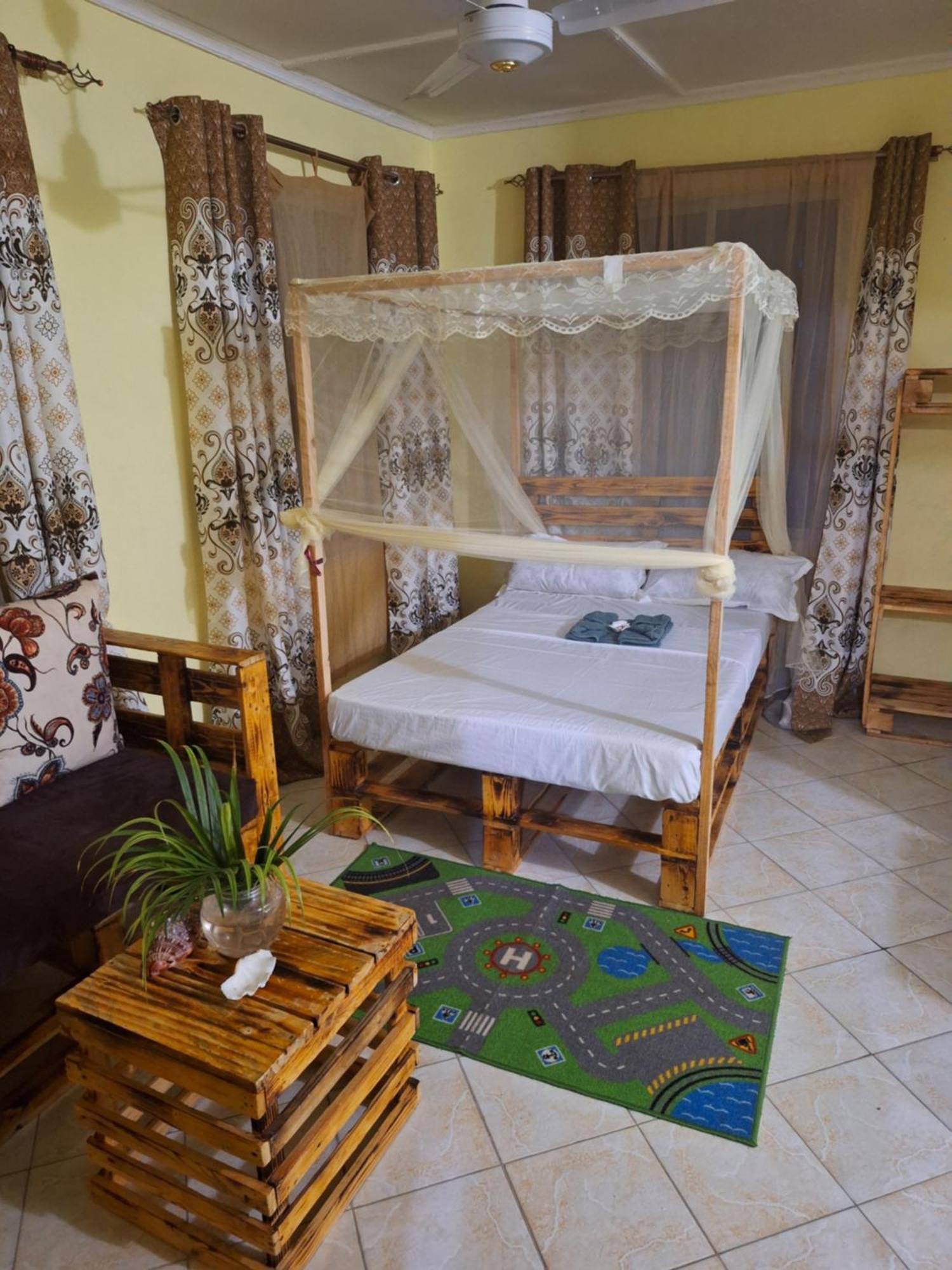 Mount Zion Guest House, Mtwapa Mtomondoni Mombasa Extérieur photo