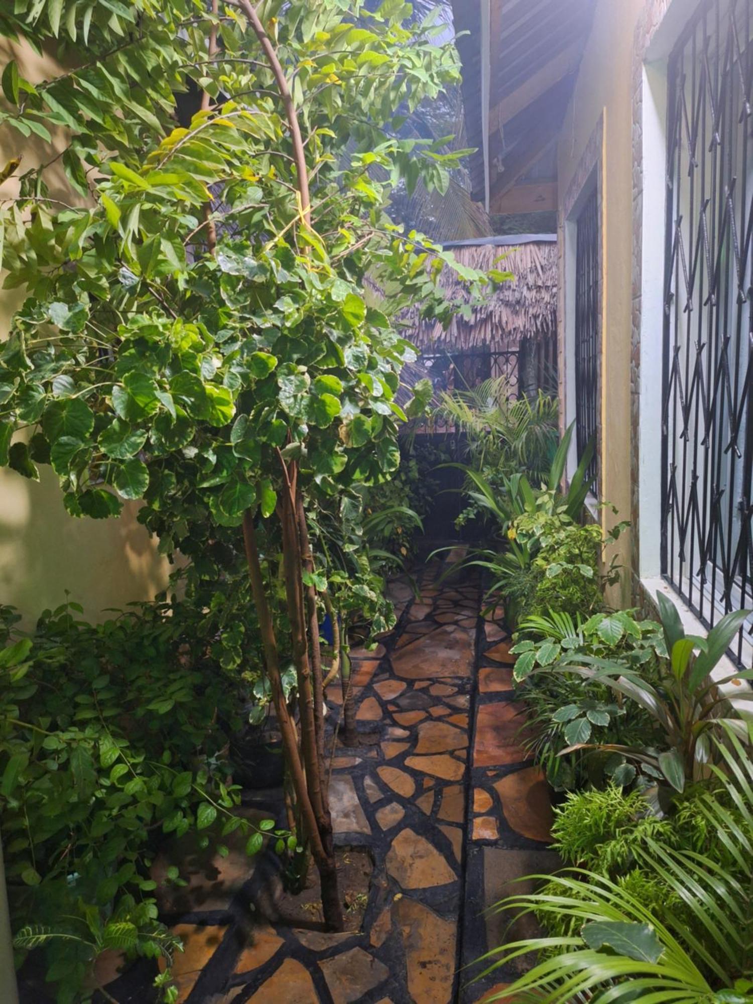 Mount Zion Guest House, Mtwapa Mtomondoni Mombasa Extérieur photo