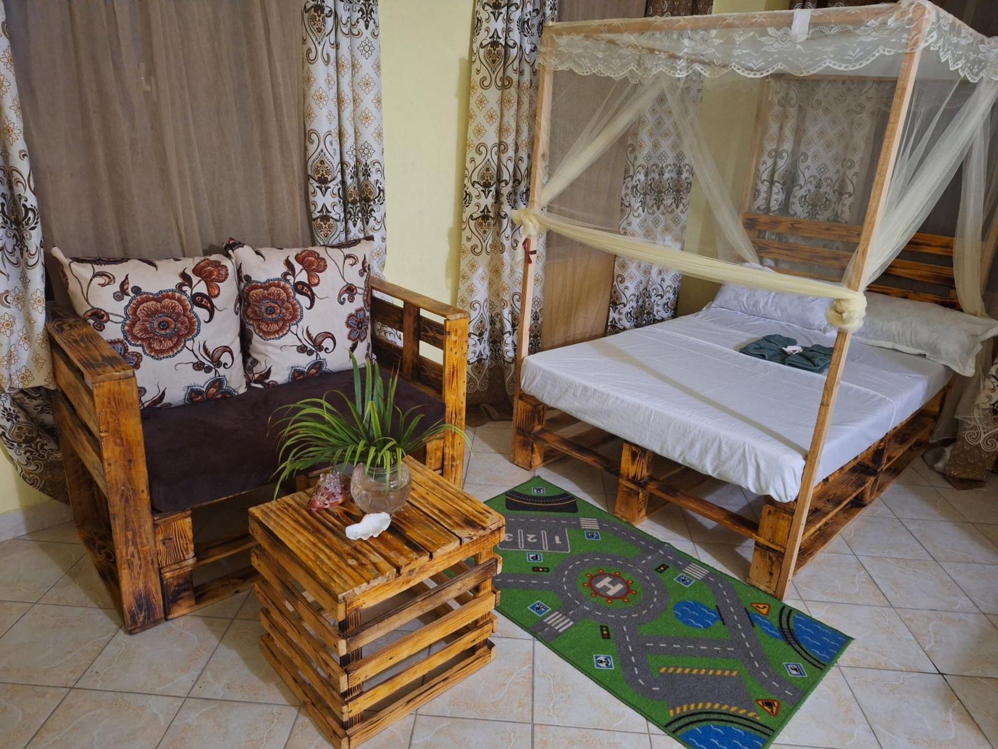 Mount Zion Guest House, Mtwapa Mtomondoni Mombasa Extérieur photo