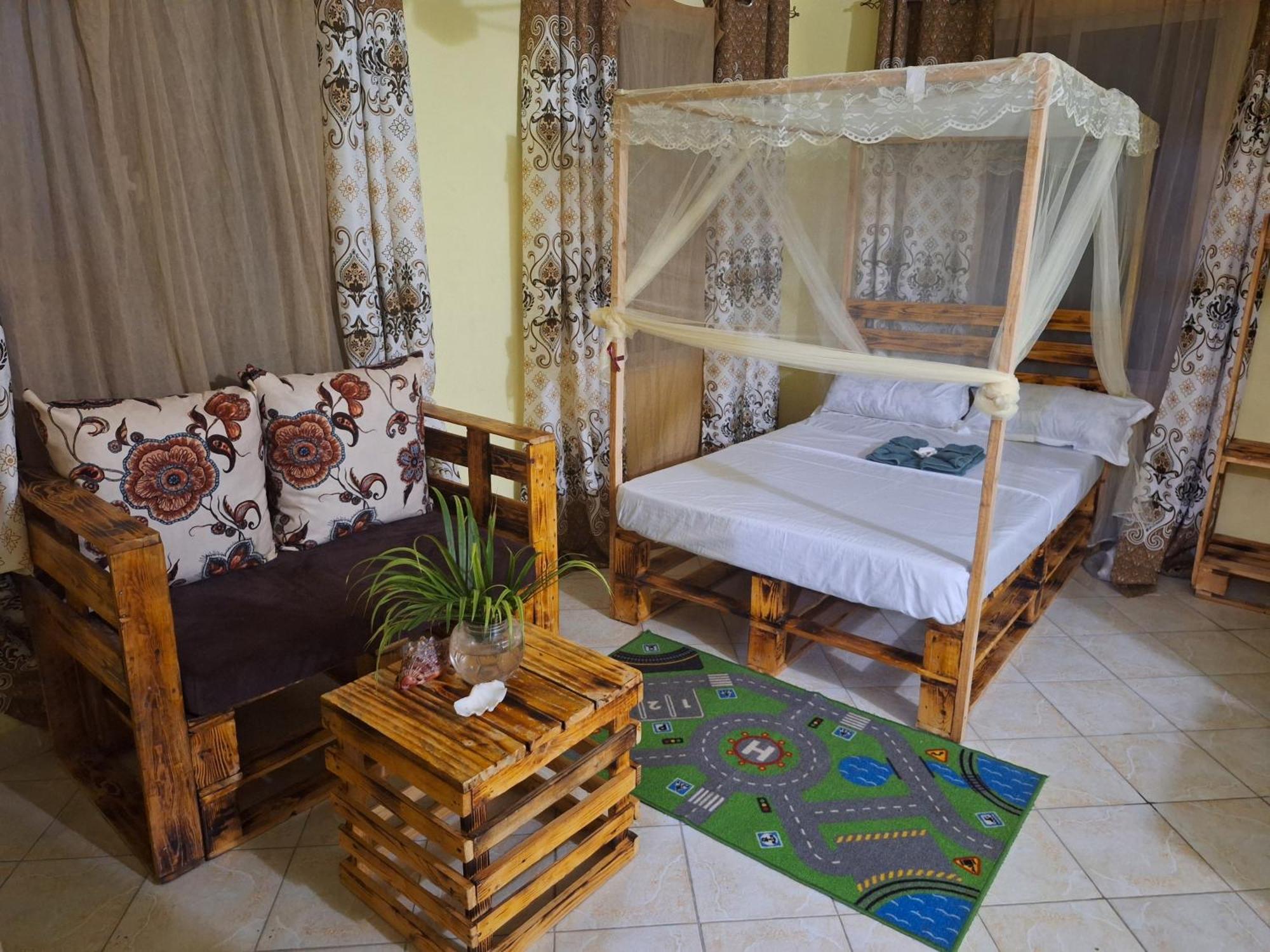 Mount Zion Guest House, Mtwapa Mtomondoni Mombasa Extérieur photo