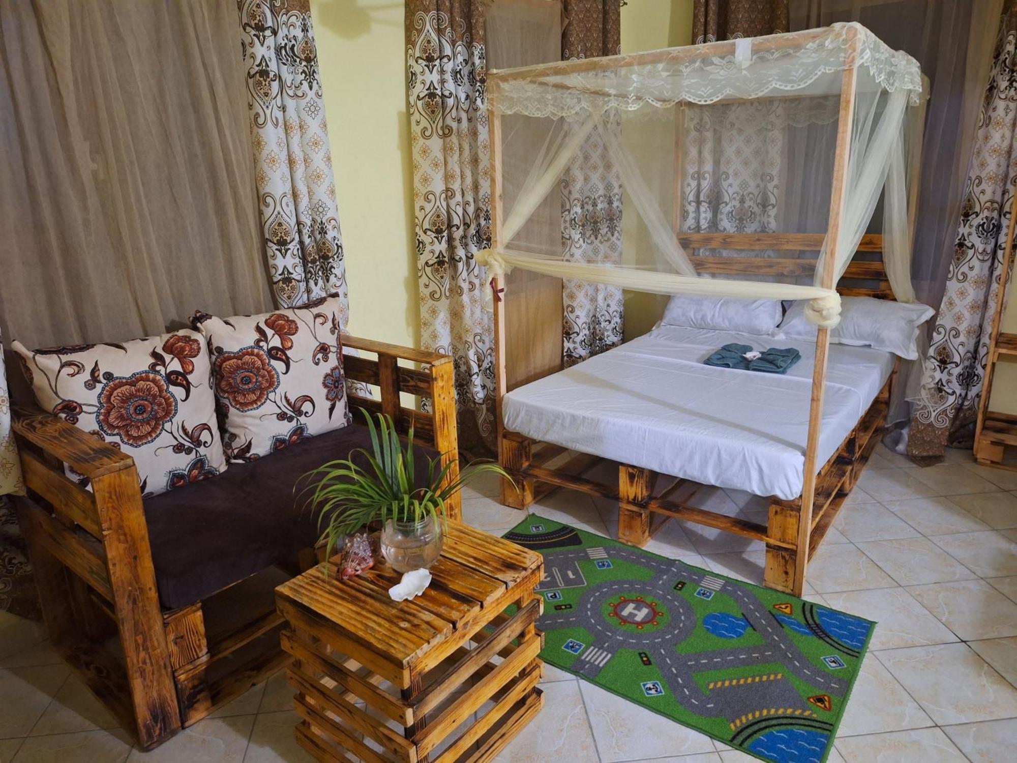 Mount Zion Guest House, Mtwapa Mtomondoni Mombasa Extérieur photo