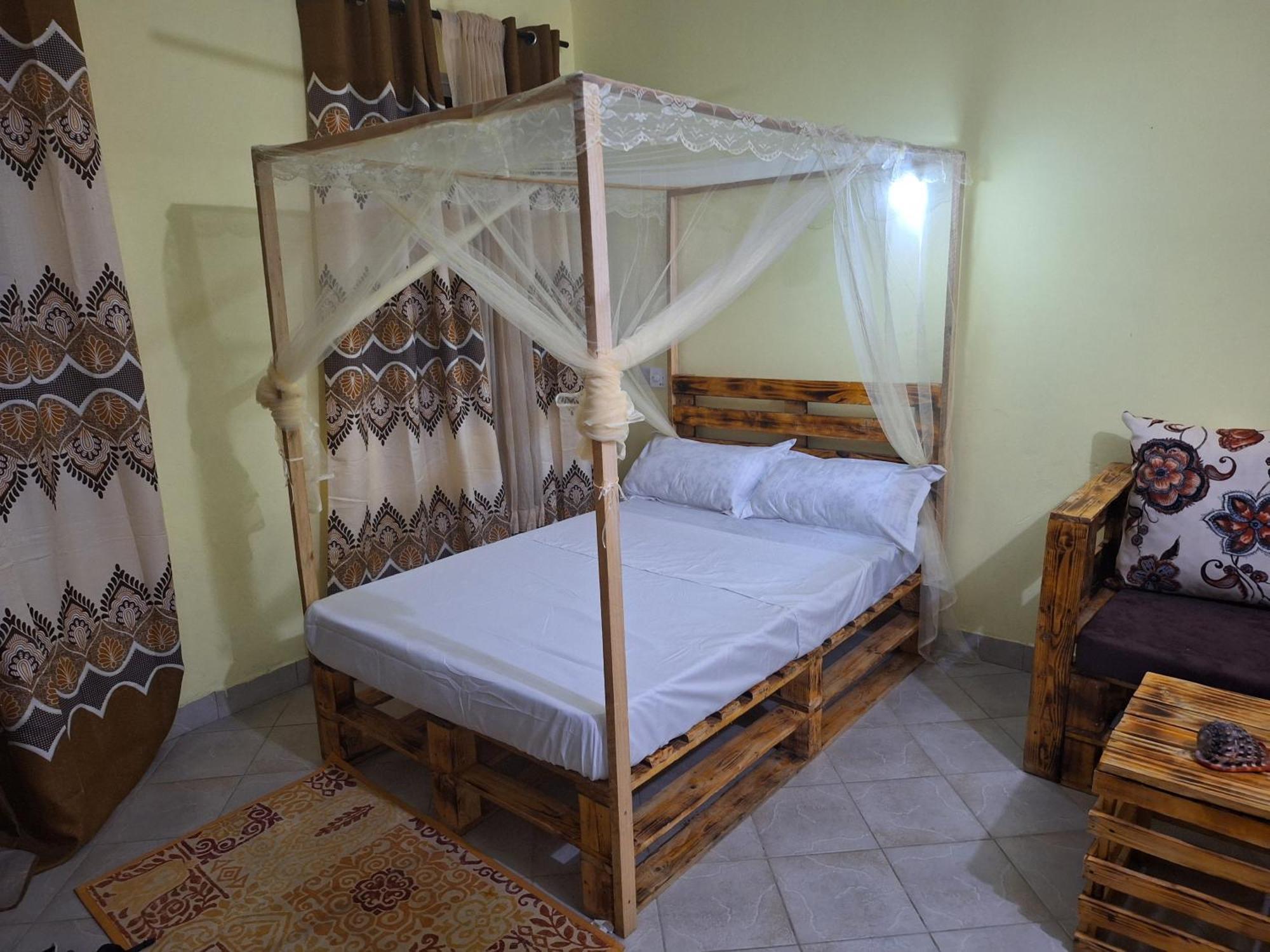 Mount Zion Guest House, Mtwapa Mtomondoni Mombasa Extérieur photo